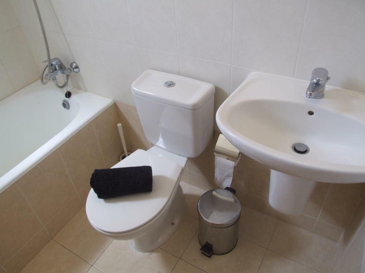 2 Bedroom Poolside Apartment E9 Peyia Dış mekan fotoğraf